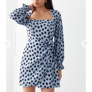&Other Stories Flowy Leopard Print Blue Mini Dress